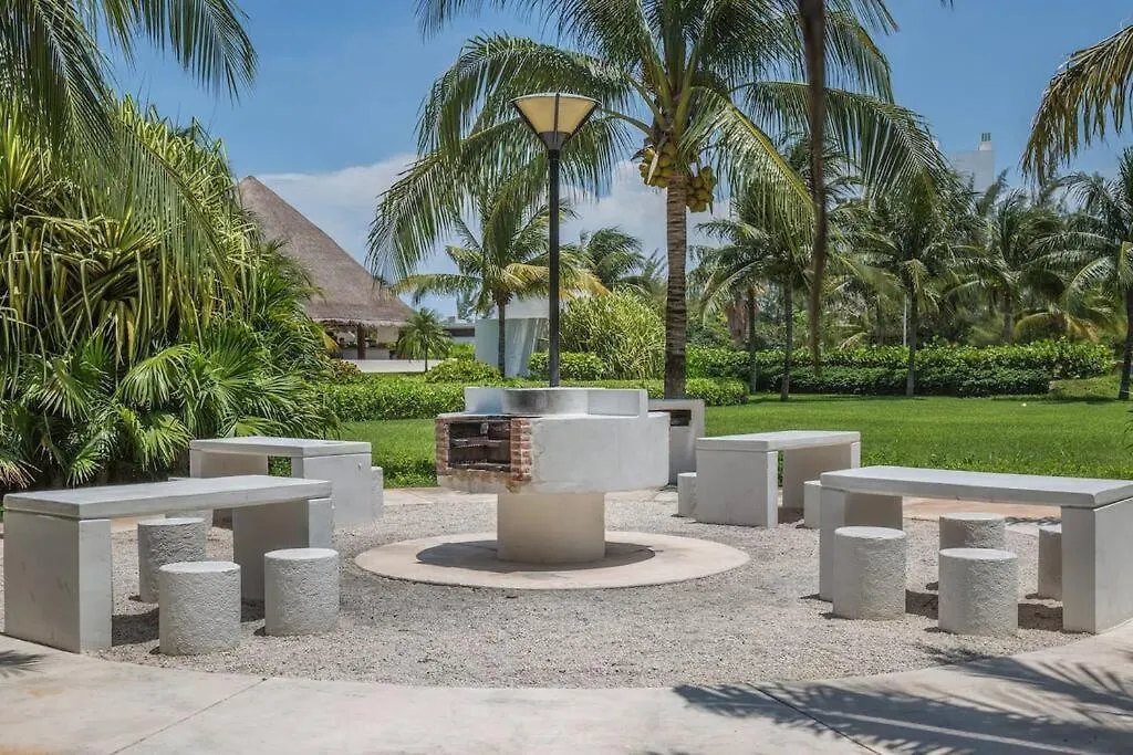 Amara By Andiani Aparthotel Cancun